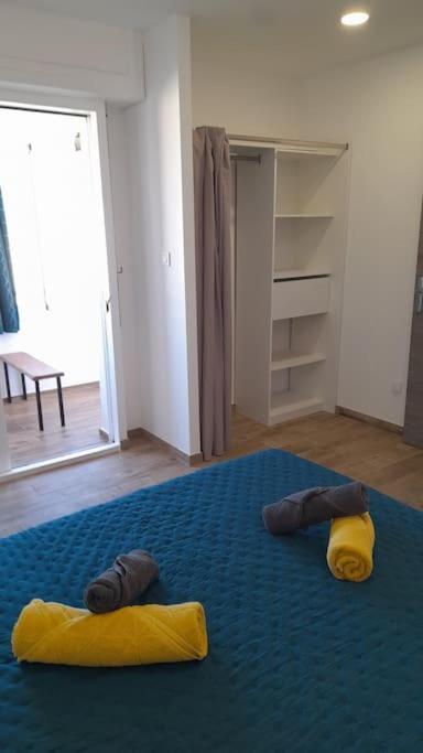 Appartement Lumineux Et Central Propriano  Bagian luar foto